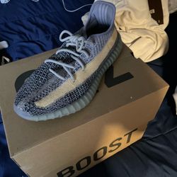 Yeezy Boost 350 Ash blue 
