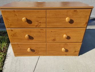 Dresser