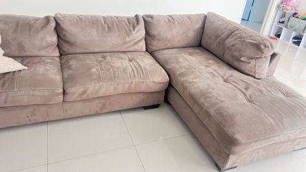 Sofa   2 pieces sectional