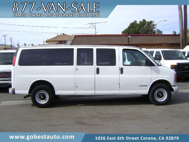 2002 Chevrolet Express