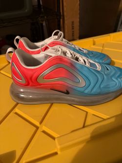 Air max 720 size 10