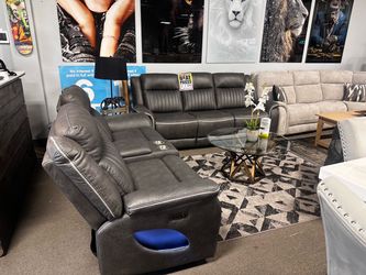 Stunning reclining sofa set! $2099 🖤📦✨