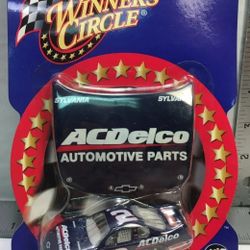 NASCAR/Winner's Circle WINNERS CIRCLE KEVIN HARVICK AC DECLO RACE HOOD SERIES 2002
