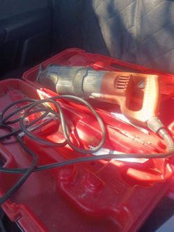 Milwaukee Saw with Case