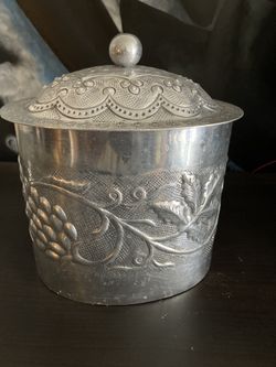 Bella Lux  Apothecary 