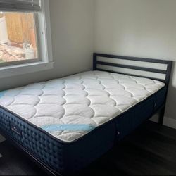 The DreamCloud Premier, Queen, Like New, Perfect Condition. Used 10 Days