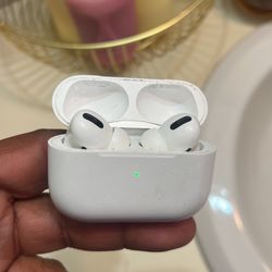 Airpod Pros 