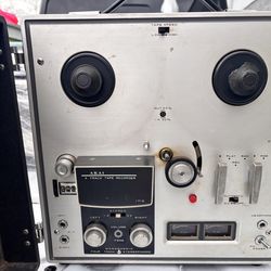 Vintage Akai Reel to Reel