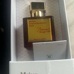 Baccarat rouge 540