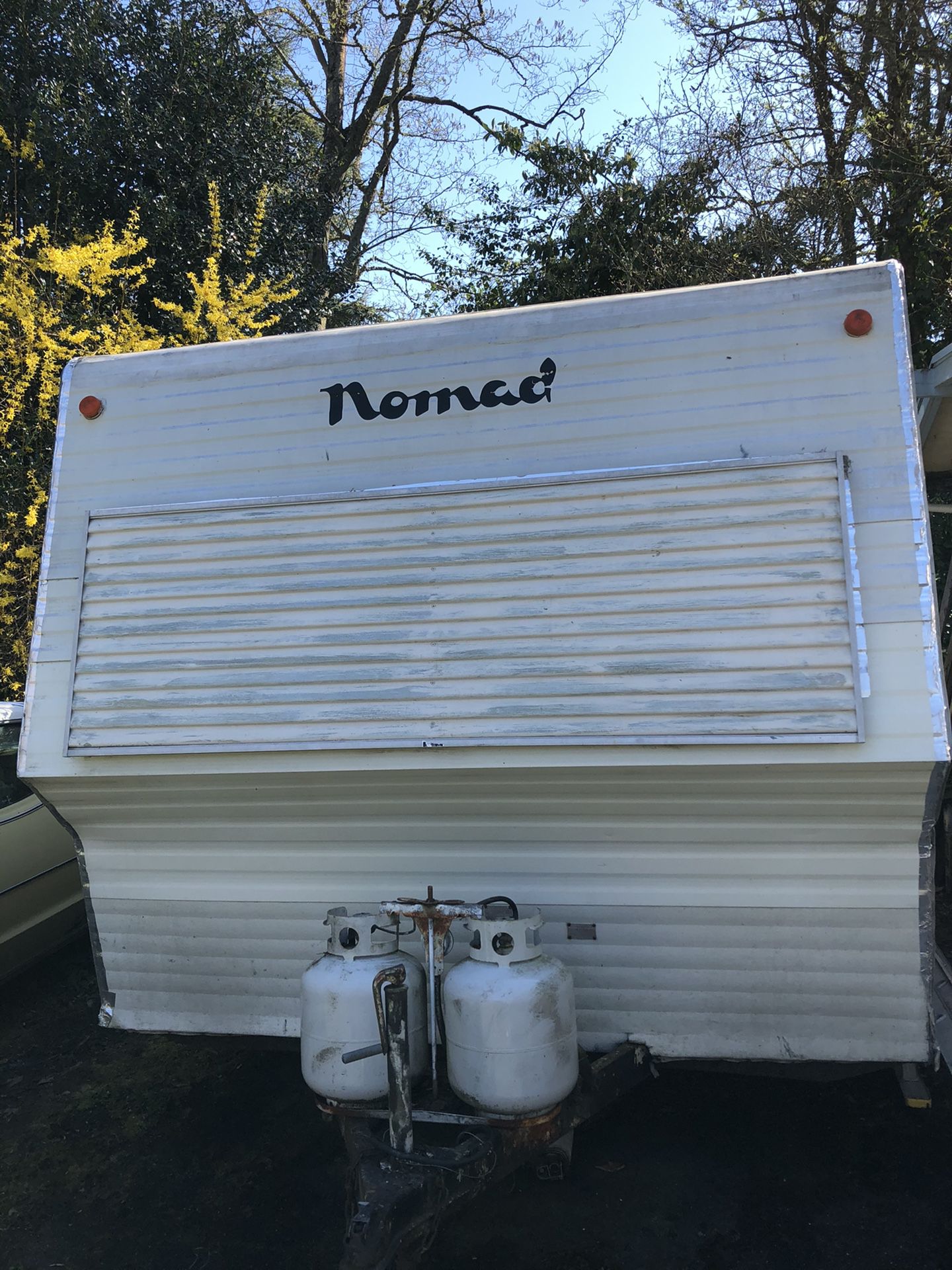 1969 Nomad travel trailer with load equalizing hitch