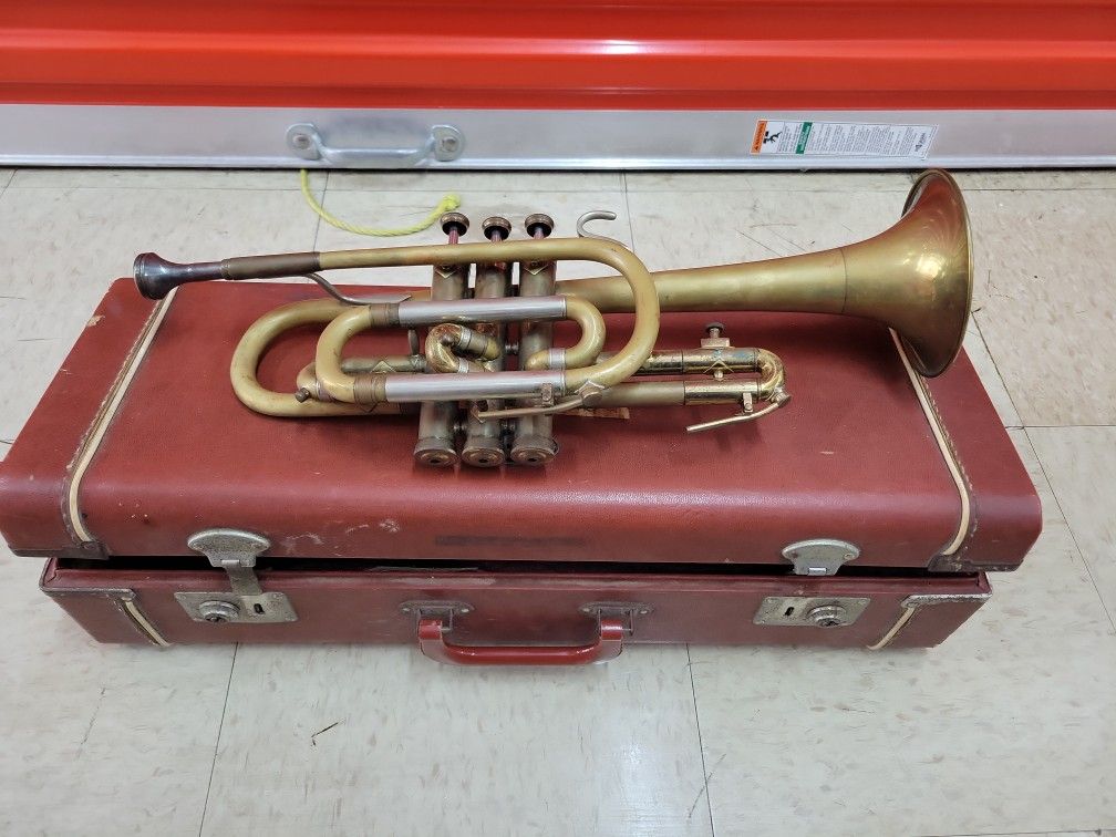 Vintage for Sale in Grant Vlkria, FL OfferUp