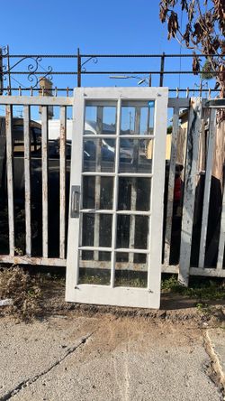 Free door