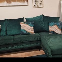 L Shape Retro Green Couch 