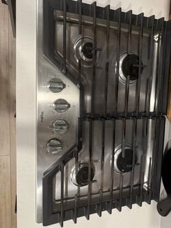 4 Burner Whirpool Cooktop
