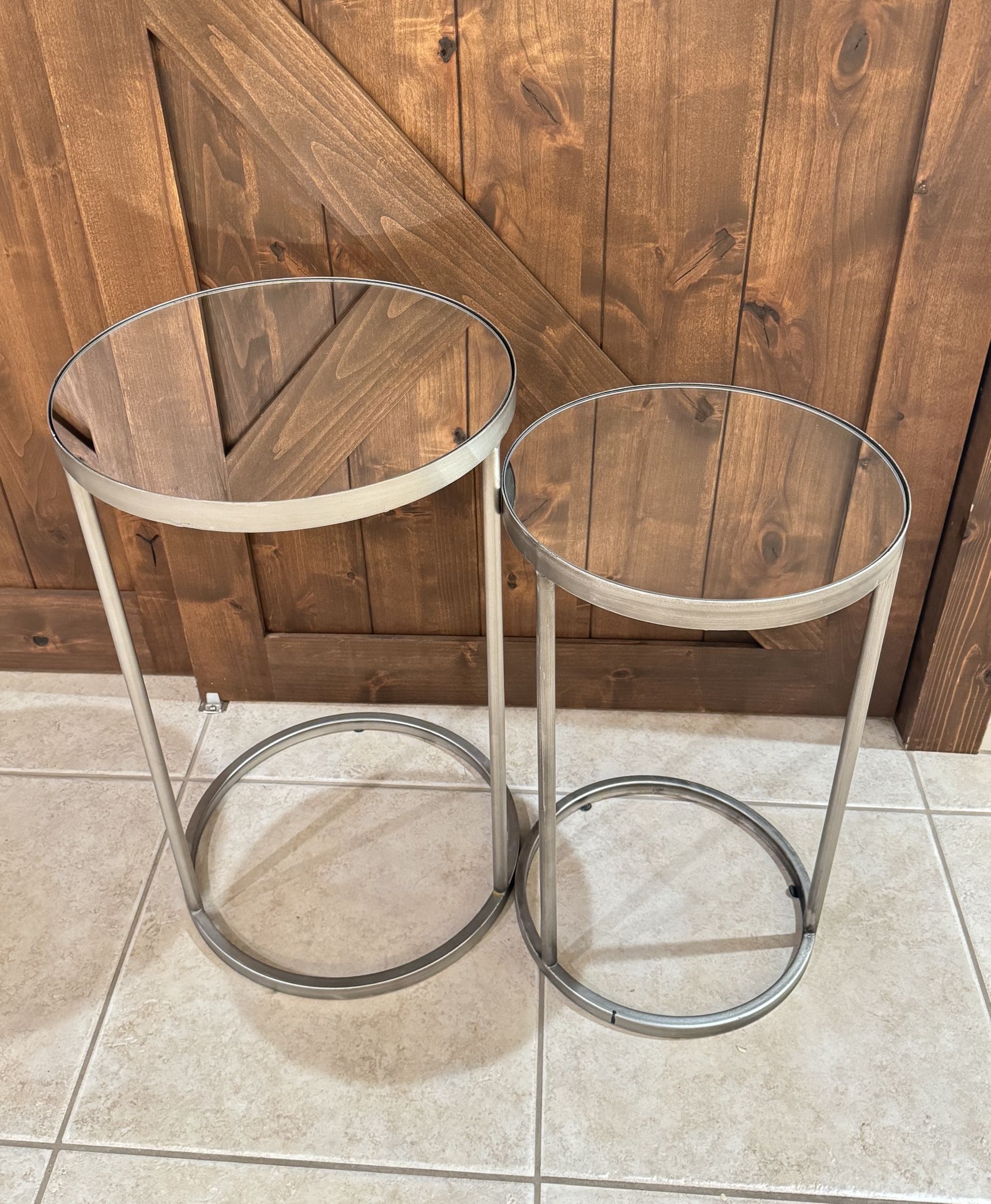 Set Of 2 Mirrored Glass Silver Side Tables