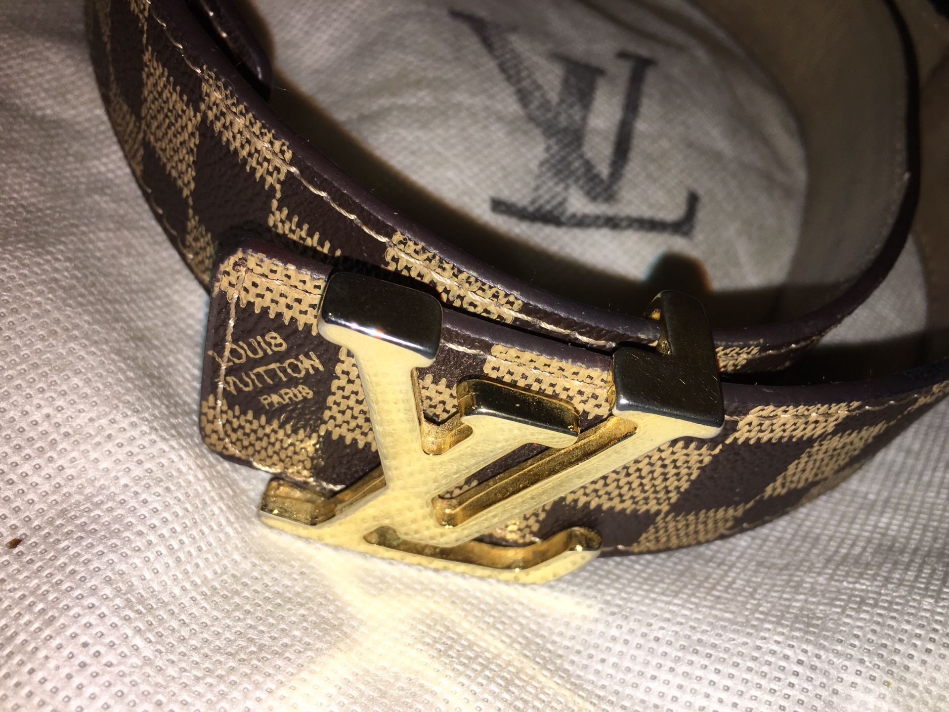 LOUIS VUITTON BELT