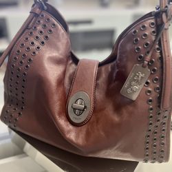 Coach Fashion Tote Shoulder Handbag with diving section. Negotiable or OBO. Serious inquiry ONLY!