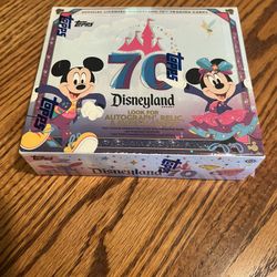 New Topps Disneyland 70th Anniversary Cards 1 Disneyland Park exclusive box