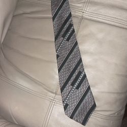 Hedval Striped Tie Mens Fashion Business Casual Contemporary Good Condition Used