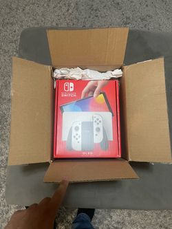 Nintendo Switch Oled bundle
