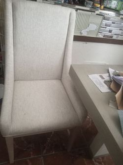 4 White hight  back chairs