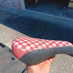 Pivitol Bmx Seat