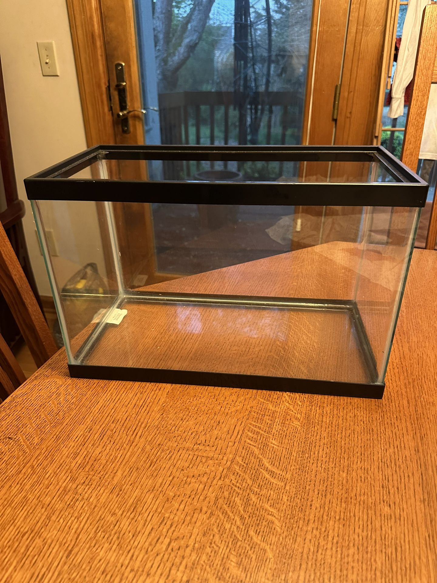 5 Gallon Fish Tank