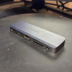 Anker USB C Hub for USB-C iPad, 541 USBC (6-in-1) with 4K HDMI Port, Gray