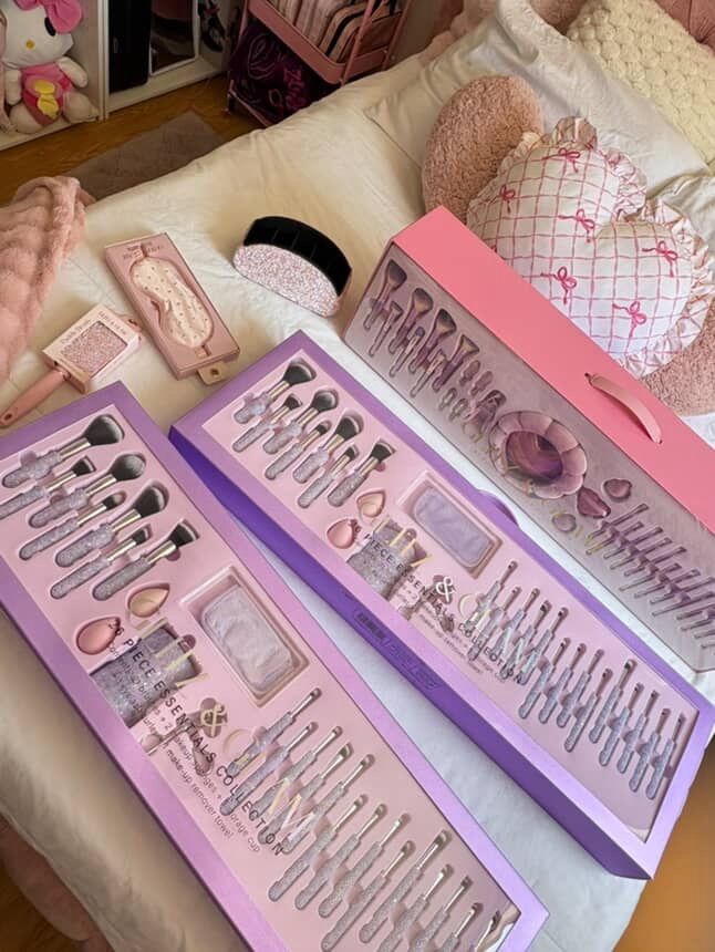 Brushes Glitz & Glam