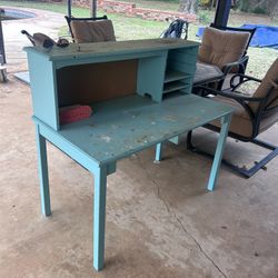 Desk (children’s)