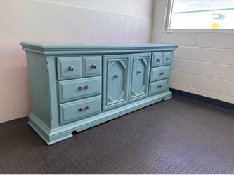 9 drawer teal color dresser