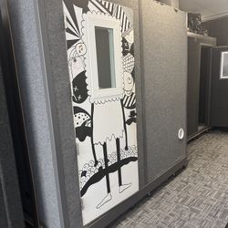 Sound Proof Booth 8’x8’ With Ac Unit As Well 