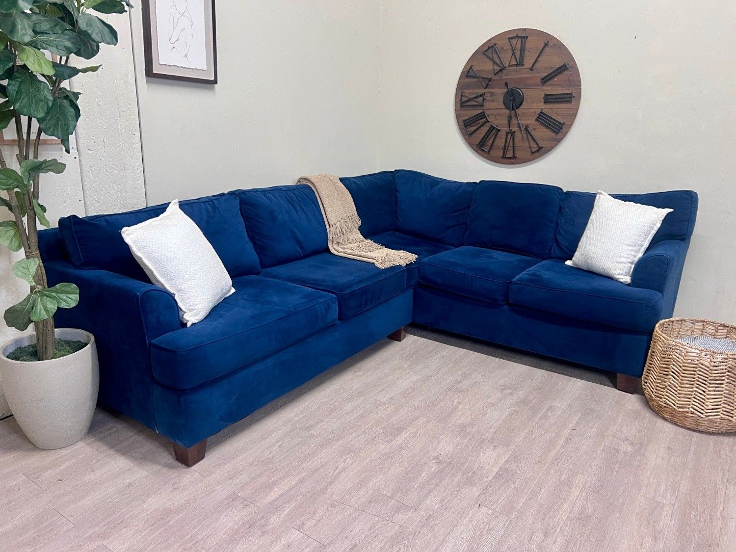 WE DELIVER! 🚚 - Modern Blue Velvet Deep-Seated L Sectional Couch