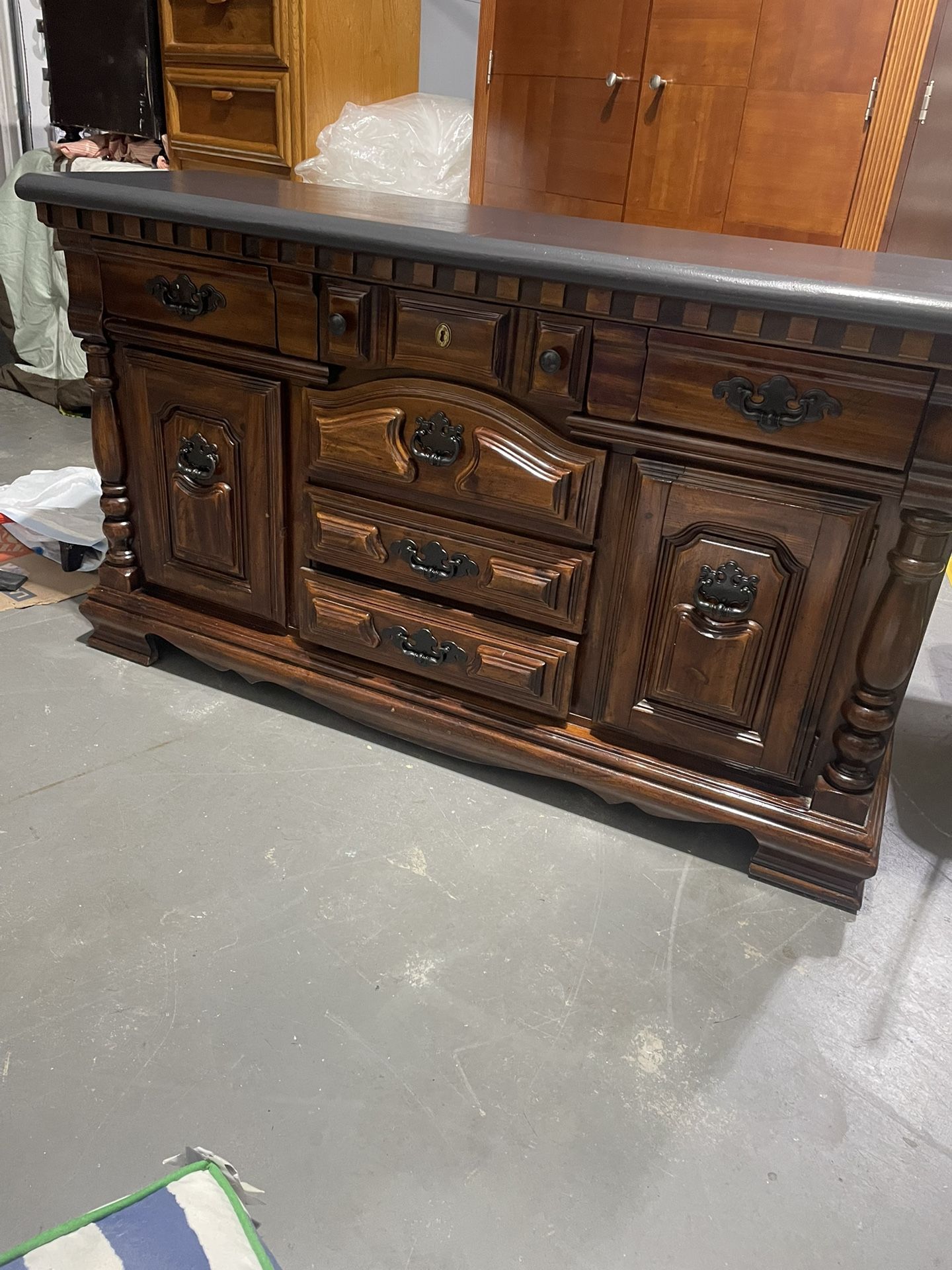 Dresser  / Buffet. $120.   Dimensions Available Upon Request 