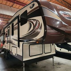 2013 Jayco Eagle 5th Wheel Trailer