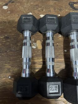 💪 Rogue Dumbbells Set – 2.5 lb– Great Condition! 💪