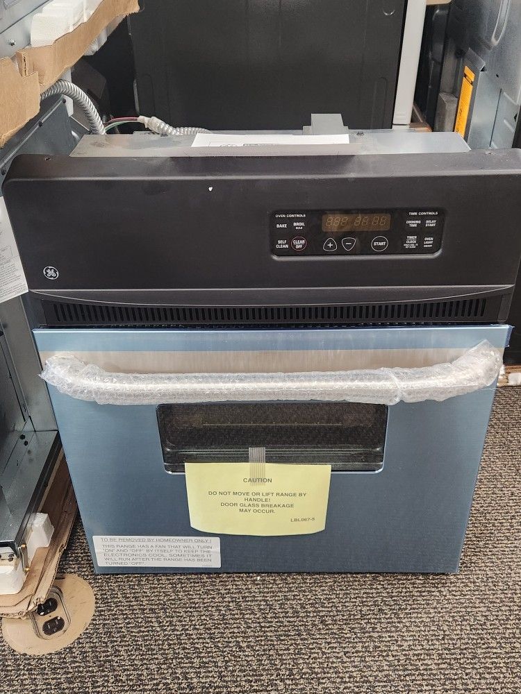 24 in. Single Electric Wall Oven Self. Cleaning in Stainless Steel