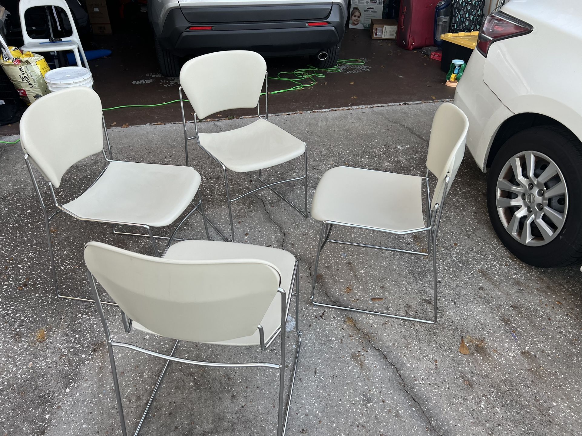 Five Pieces Of Ergonomic Chairs