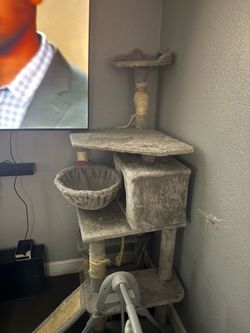 Cat tree