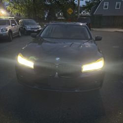 2016 BMW 750i
