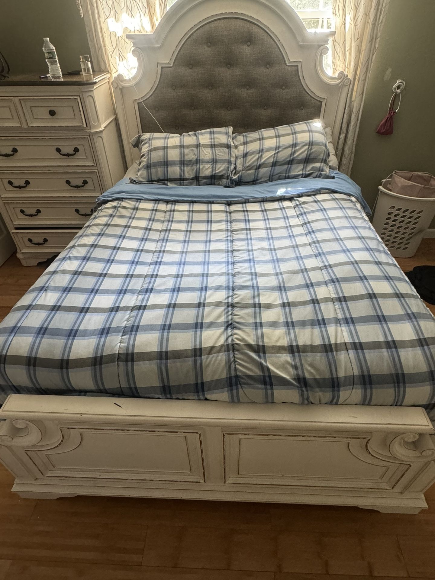 Bedroom Set