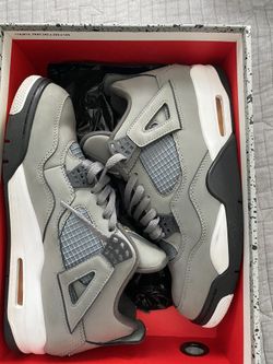 Jordan 4 Cool Grey
