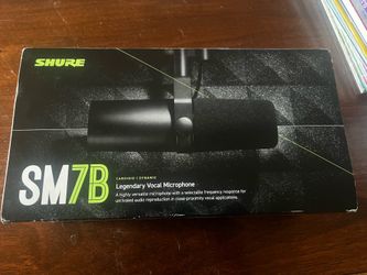 Shure SM7B Mic w/ Desk Boom Arm