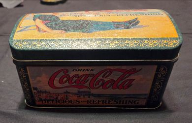 Coca-Cola Vintage Style Collectible Tin