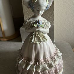 Circa 1920 Porcelain doll With Lace 