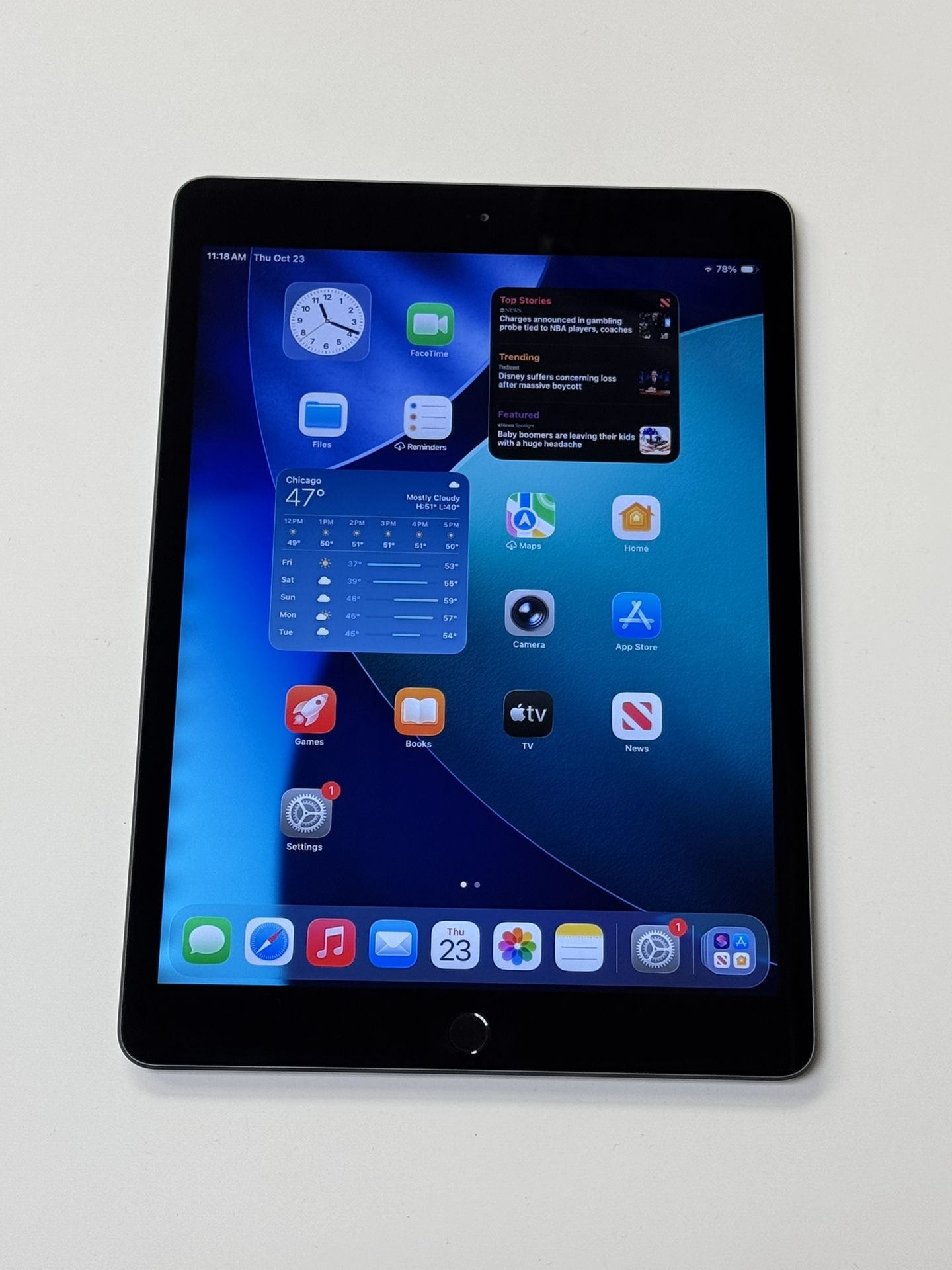 Apple iPad 8 8th Gen 32GB 10.2” Wi-Fi Space Gray Tablet IOS 26