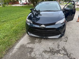 Toyota Corolla Sedan