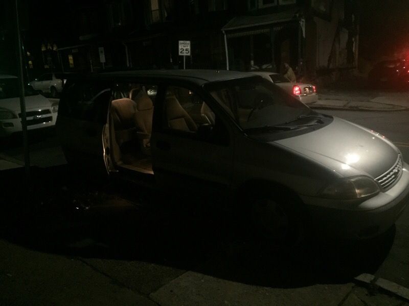 Cars and Trucks 2001 Ford wind star LX