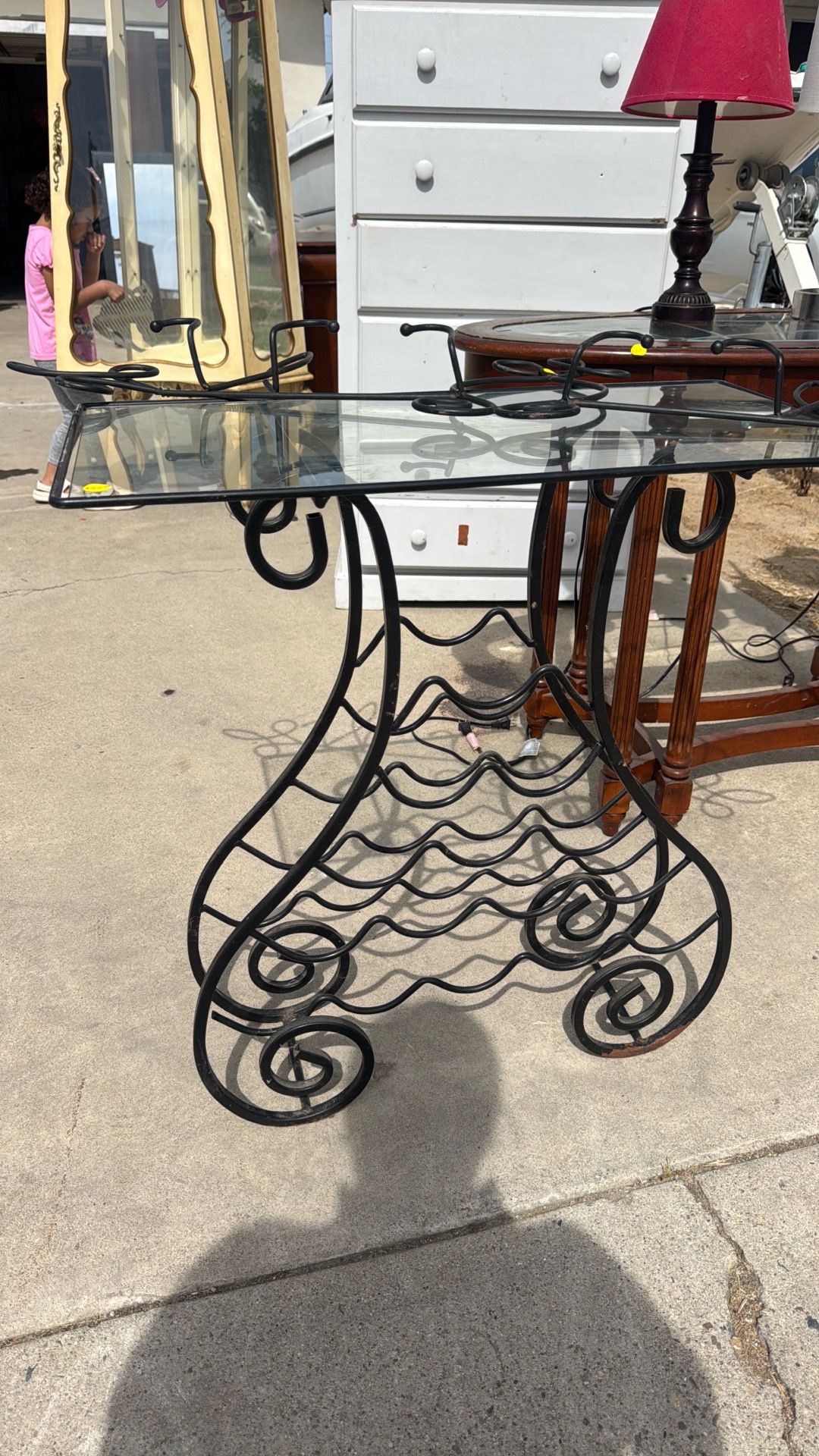 Wine table rack
