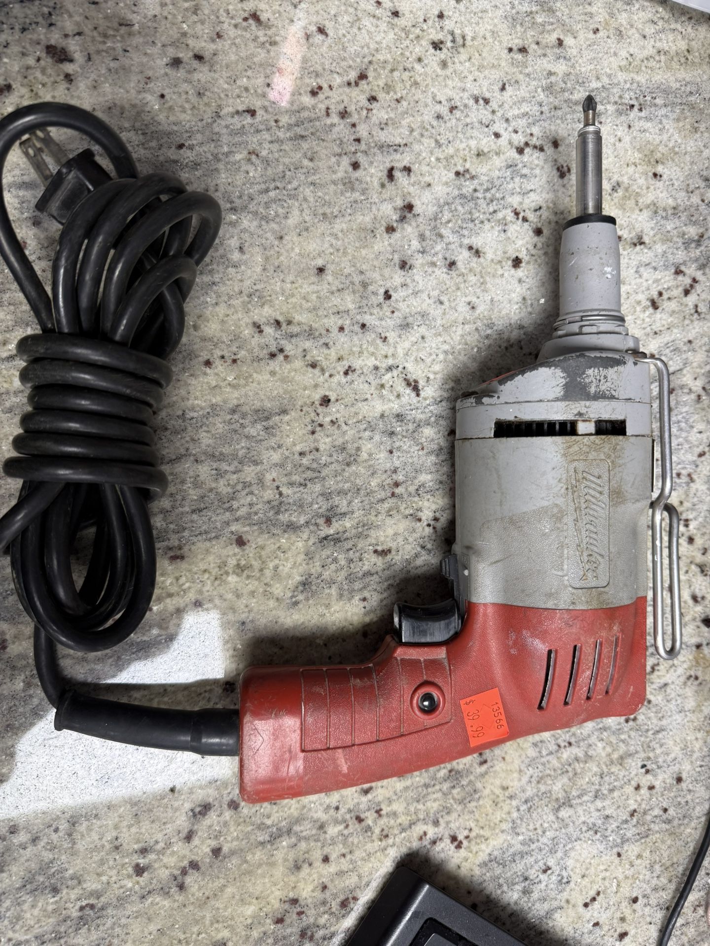 Milwaukee Corded Screwdriver